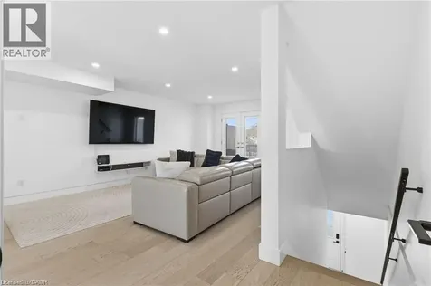 1253 Silvan Forest Drive Burlington ON L7M 0B7