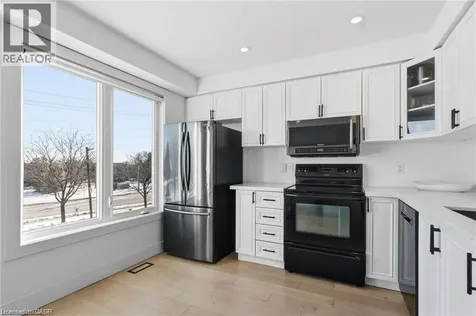 1253 Silvan Forest Drive Burlington ON L7M 0B7