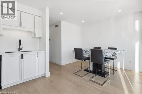 1253 Silvan Forest Drive Burlington ON L7M 0B7