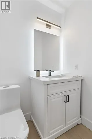 1253 Silvan Forest Drive Burlington ON L7M 0B7
