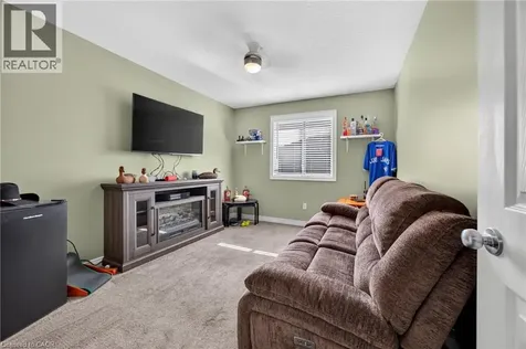 507 Hummingbird Crescent Woodstock ON N4T 1V9
