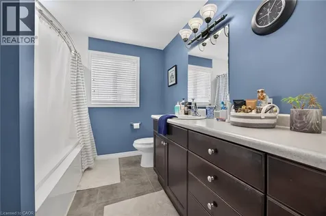 507 Hummingbird Crescent Woodstock ON N4T 1V9