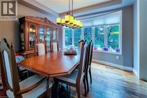 128 Montreal Circle Stoney Creek ON L8E 0C8