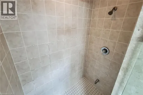128 Montreal Circle Stoney Creek ON L8E 0C8