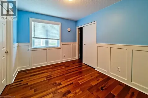128 Montreal Circle Stoney Creek ON L8E 0C8