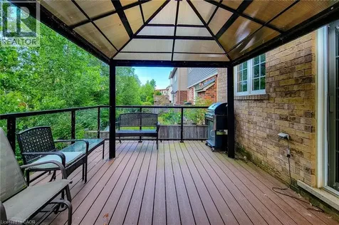 128 Montreal Circle Stoney Creek ON L8E 0C8