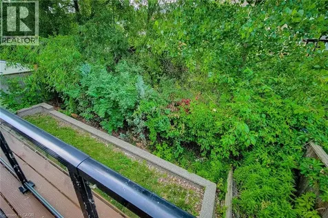 128 Montreal Circle Stoney Creek ON L8E 0C8
