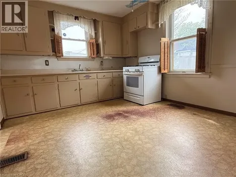358 Barton Street East Hamilton ON L8L 2X9