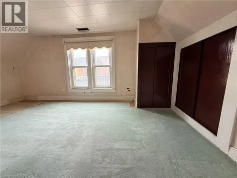 358 Barton Street East Hamilton ON L8L 2X9