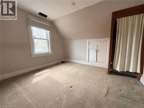 358 Barton Street East Hamilton ON L8L 2X9