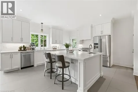 270 Poplar Drive Burlington ON L7L 2N4