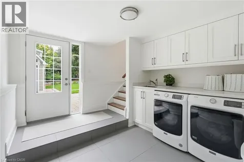 270 Poplar Drive Burlington ON L7L 2N4
