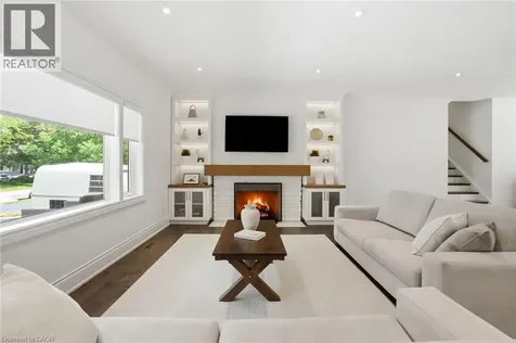 270 Poplar Drive Burlington ON L7L 2N4
