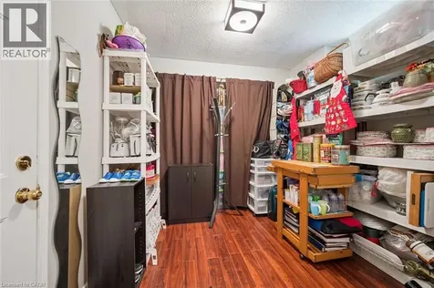 459 Beechwood Place Waterloo ON N2T 2N8