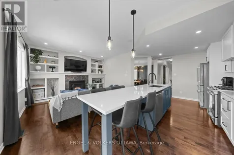 220 Harthill Way Ottawa ON K2J 0P2