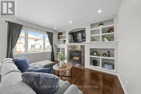 220 Harthill Way Ottawa ON K2J 0P2
