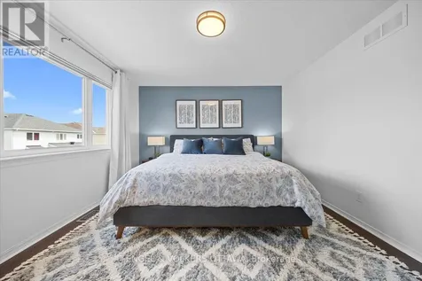 220 Harthill Way Ottawa ON K2J 0P2