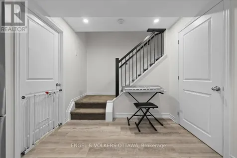 220 Harthill Way Ottawa ON K2J 0P2