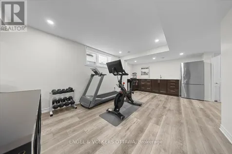 220 Harthill Way Ottawa ON K2J 0P2