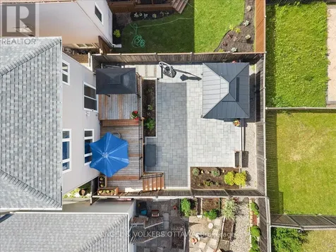 220 Harthill Way Ottawa ON K2J 0P2