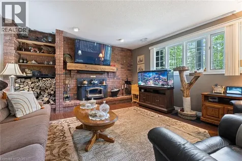 204642 Ninth Road Tillsonburg ON N4G 4G8