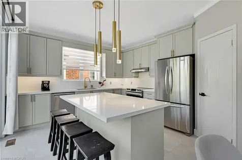 36 Dellgrove Circle Cambridge ON N1T 2J9