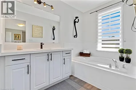 36 Dellgrove Circle Cambridge ON N1T 2J9