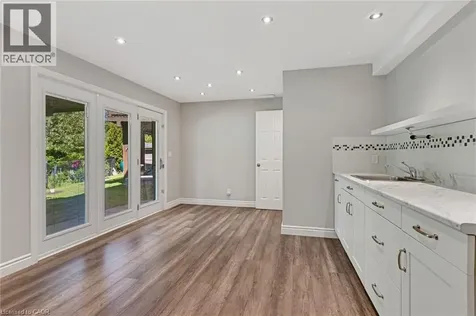 36 Dellgrove Circle Cambridge ON N1T 2J9