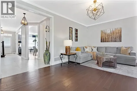 36 Dellgrove Circle Cambridge ON N1T 2J9