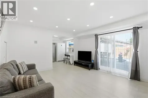 475 Claridge Road Burlington ON L7N 2S1
