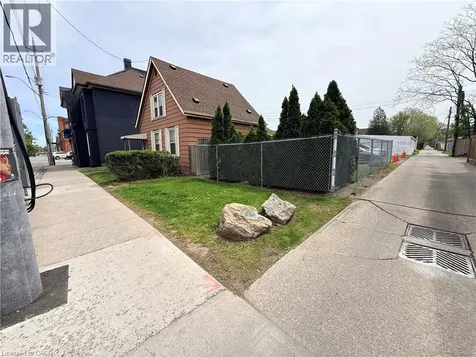 356 Barton Street East Hamilton ON L8L 2X9