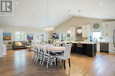 15 Saunders Street Collingwood ON L9Y 0G2