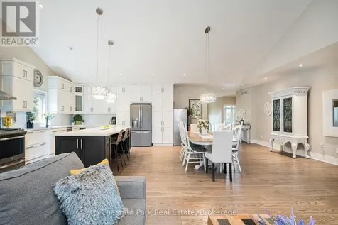 15 Saunders Street Collingwood ON L9Y 0G2