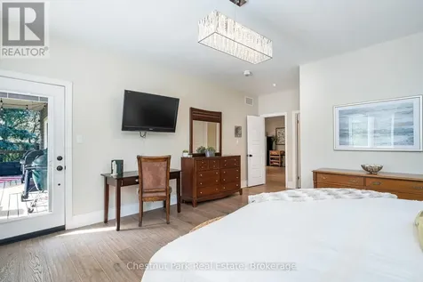 15 Saunders Street Collingwood ON L9Y 0G2