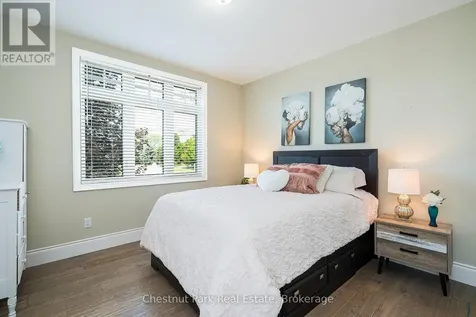15 Saunders Street Collingwood ON L9Y 0G2