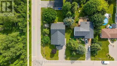 15 Saunders Street Collingwood ON L9Y 0G2