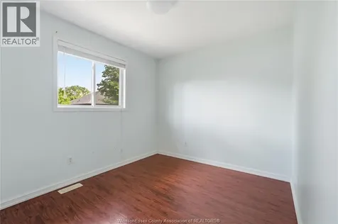437 Merrill Avenue Lasalle ON N9J 3R2