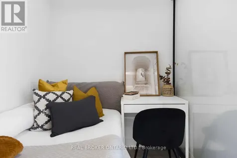 2369 Danforth Avenue Toronto (east End-danforth) ON M4C 0B1