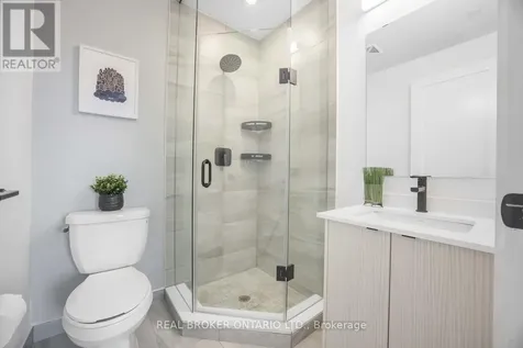 2369 Danforth Avenue Toronto (east End-danforth) ON M4C 0B1