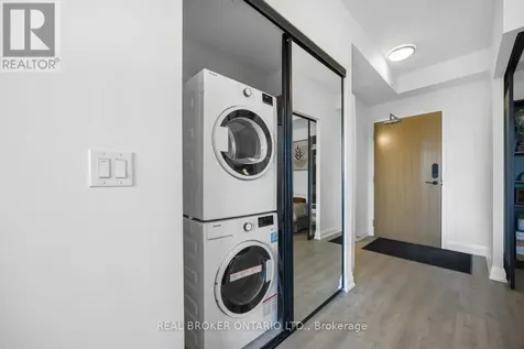 2369 Danforth Avenue Toronto (east End-danforth) ON M4C 0B1