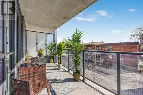 2369 Danforth Avenue Toronto (east End-danforth) ON M4C 0B1