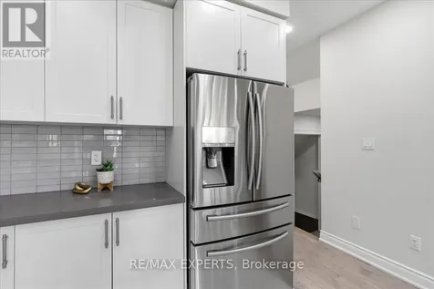68 Lorne Thomas Place New Tecumseth ON L9R 0V8