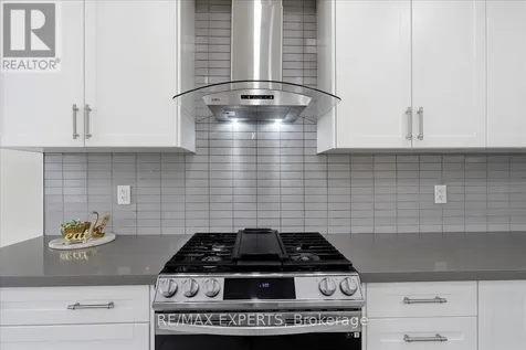 68 Lorne Thomas Place New Tecumseth ON L9R 0V8