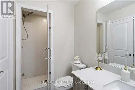 68 Lorne Thomas Place New Tecumseth ON L9R 0V8
