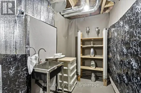 68 Lorne Thomas Place New Tecumseth ON L9R 0V8