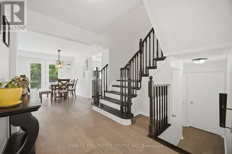 71 Barrett Avenue Brantford ON N3S 0B5