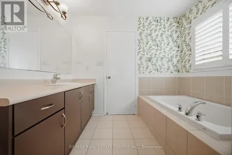 71 Barrett Avenue Brantford ON N3S 0B5