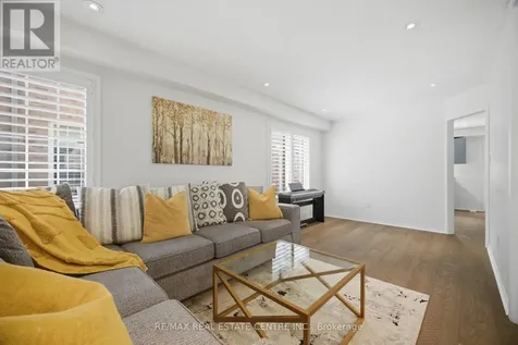 71 Barrett Avenue Brantford ON N3S 0B5