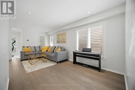 71 Barrett Avenue Brantford ON N3S 0B5