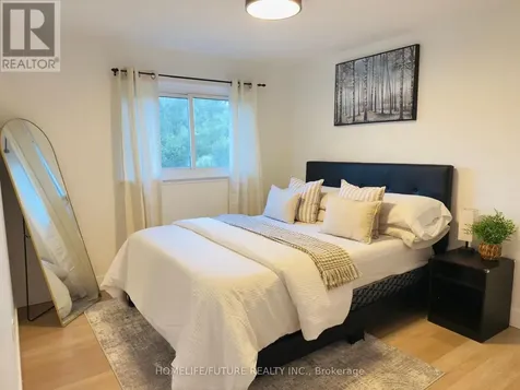 51 Paulander Drive Kitchener ON N2M 5E5
